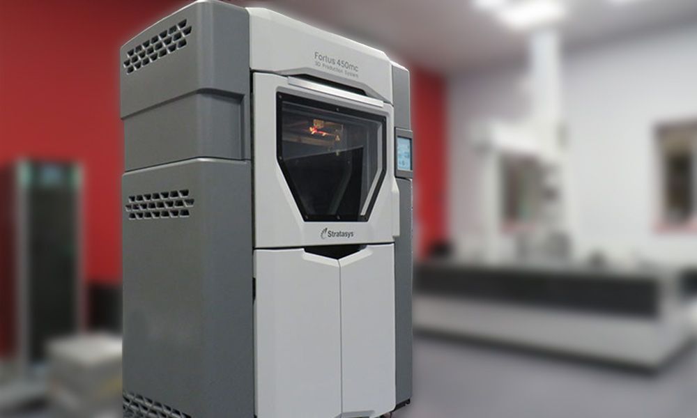 Impresora 3D Stratasys-Fortus 450mc. Fuente: https://www.stratasys.com/es/3d-printers/printer-catalog/fdm/fortus-450mc.